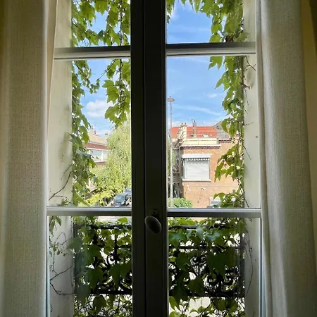 Architect's House, Air-conditioned, 5 Bedrooms, Garden *