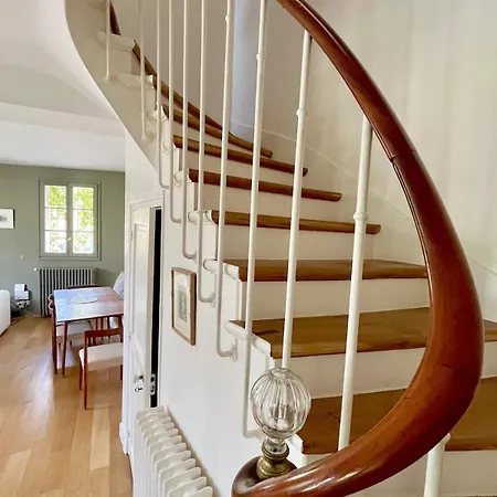 Architect's House, Air-conditioned, 5 Bedrooms, Garden Parijs