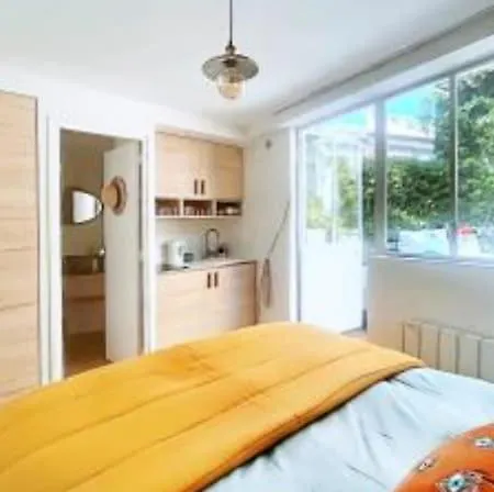 Architect's House, Air-conditioned, 5 Bedrooms, Garden Parijs